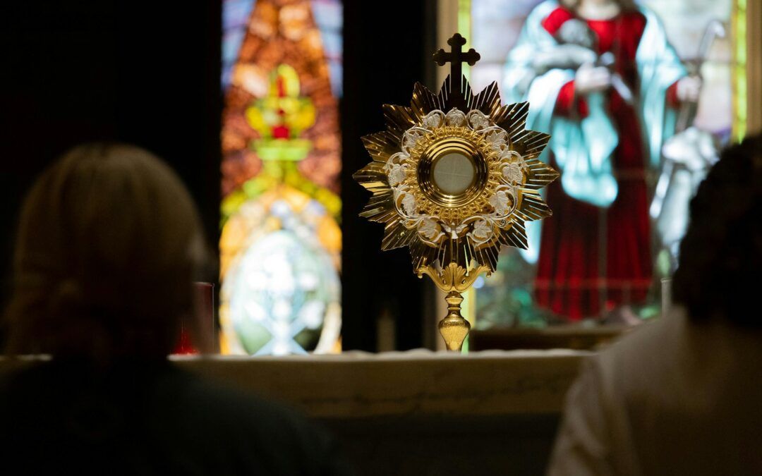 Dyżury wspólnot przy Ołtarzu Adoracji i Bożym Grobie