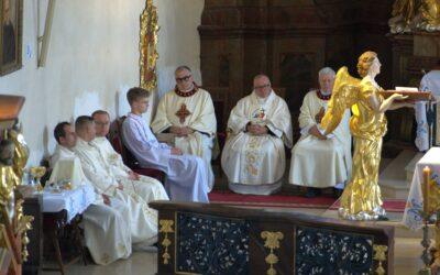 Pieszo z Nowogrodźca